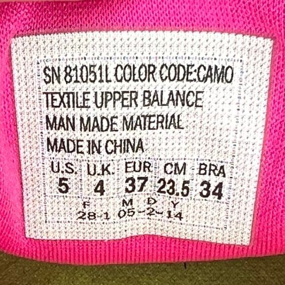 Skechers Girl's Size 5 Go Walk 2 - The Real Deal Slip On Camouflage Sheos - Picture 10 of 10